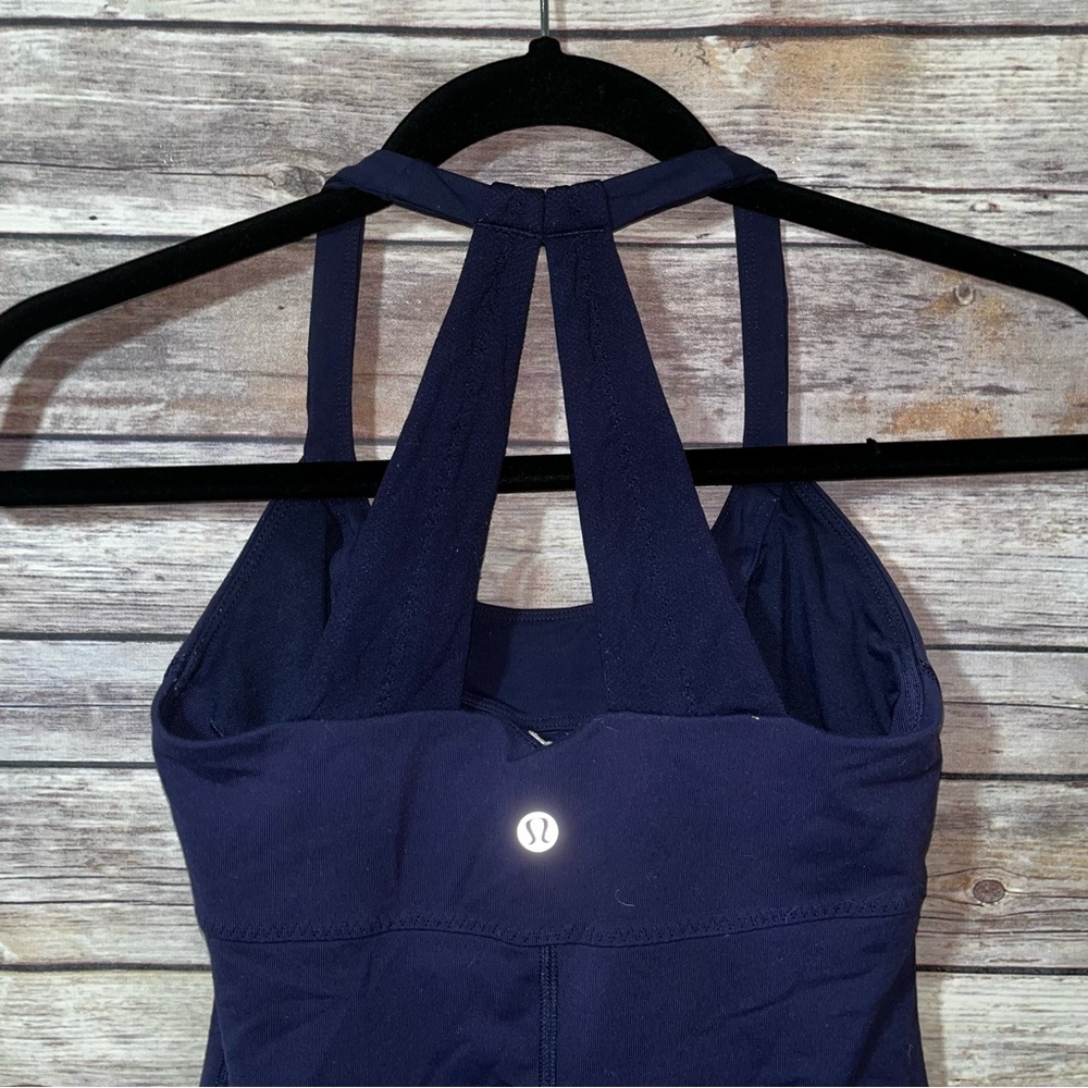 Lululemon Size 4 Blue racerback top tees athletic wear - Picture 4 of 7